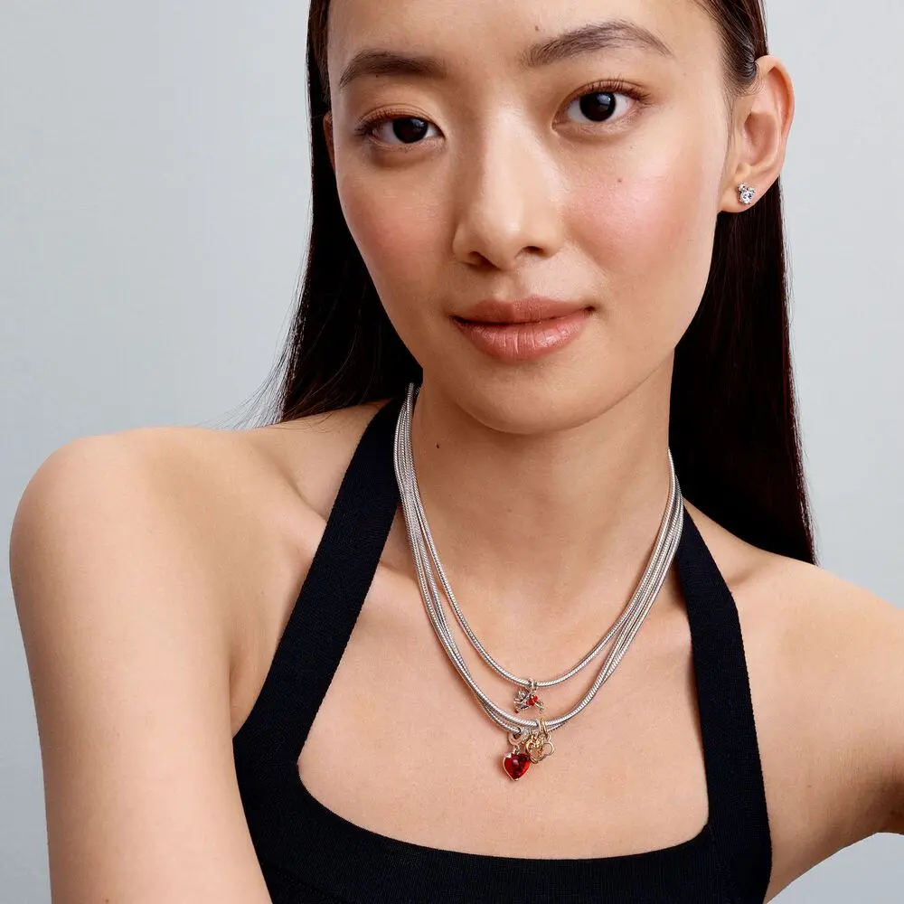 590742HV_03.webp