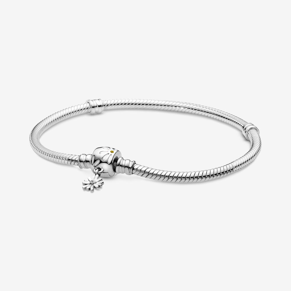 Pulsera Cadena de Serpiente con Broche de Margaritas